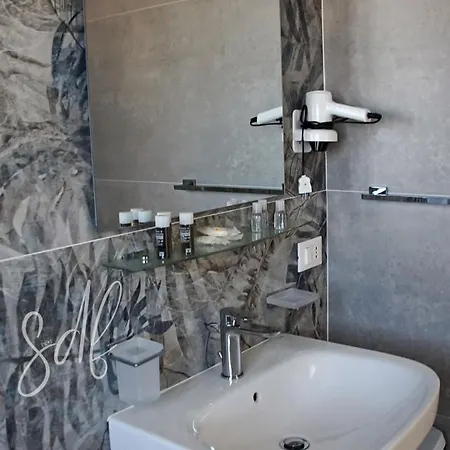 Regina Stella Bed & Breakfast 4*