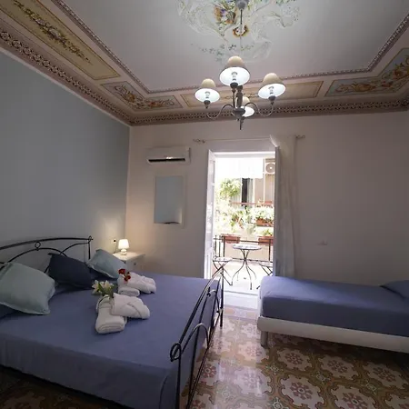 Regina Stella 4* Lascari