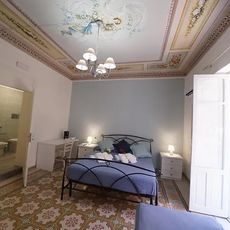 Regina Stella Bed and Breakfast 4*
